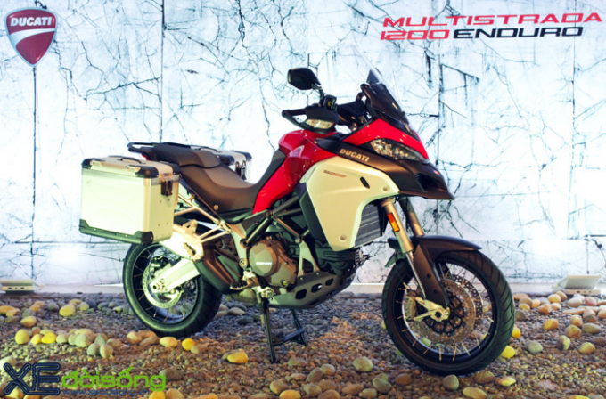 ducati_multistrada_1200_enduro_6__jpjh_tehp