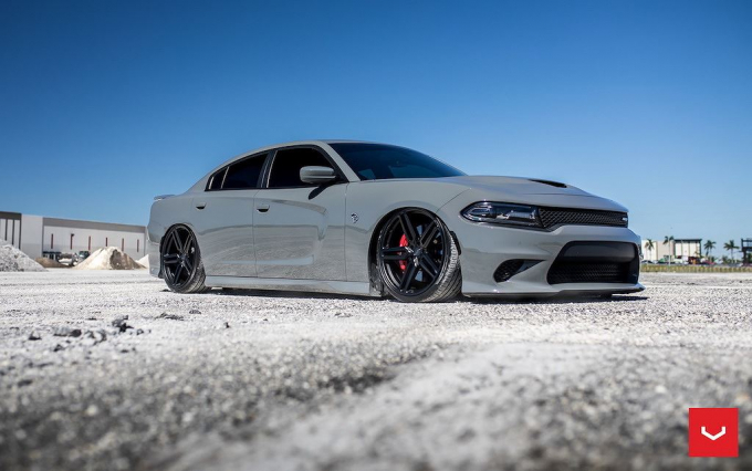 xedoisong_dodge_charger_hellcat_1_qmja