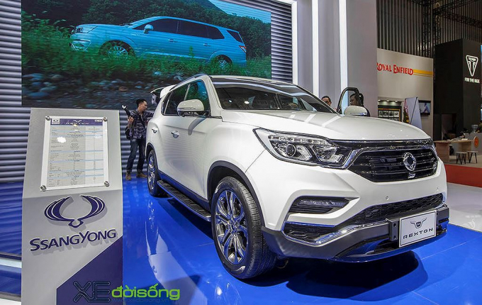 SsangYong Rexton Review 2023  Parkers