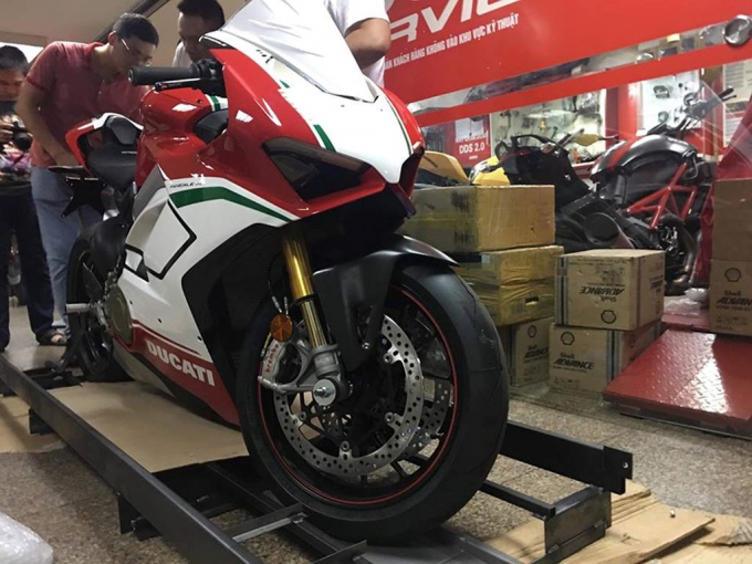 xedoisong_ducati_v4_h10_kzha