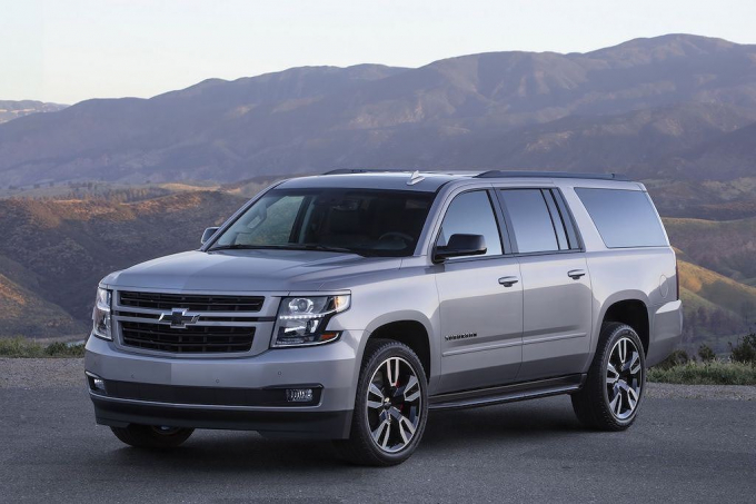 xedoisong_chevrolet_tahoe_rst_1_atac