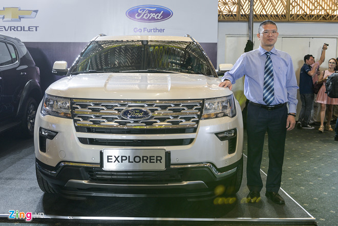 Ford_Explorer_zing