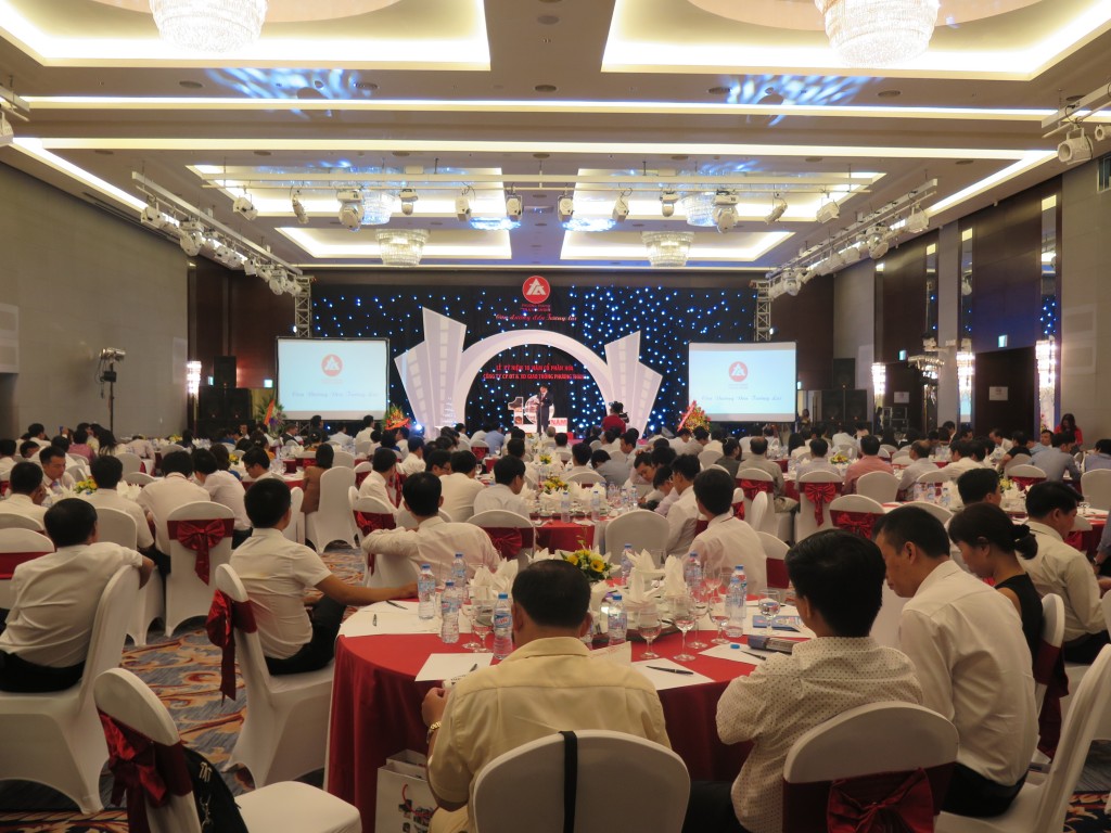 Toàn cảnh Lễ kỷ niệm 10 cổ phần hóa Công ty Phương Thành