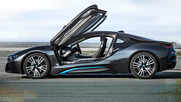 Những kinh nghiệm trước khi “tậu” siêu xe BMW i8- Ảnh 1. Những kinh nghiệm trước khi “tậu” siêu xe BMW i8- Ảnh 1.