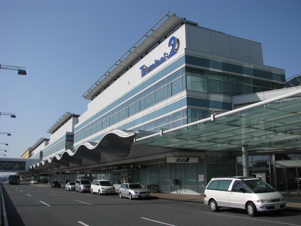 Tokyo_International_Airport_Terminal_2_-01