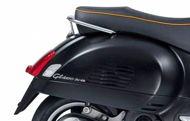 Sẽ có xe Vespa Sprint và Vespa GTS 150cc tại Việt Nam- Ảnh 1.