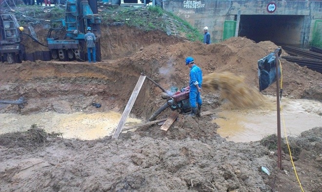 Lần thứ 12 đường ống dẫn nước sông Đà xảy ra sự cố