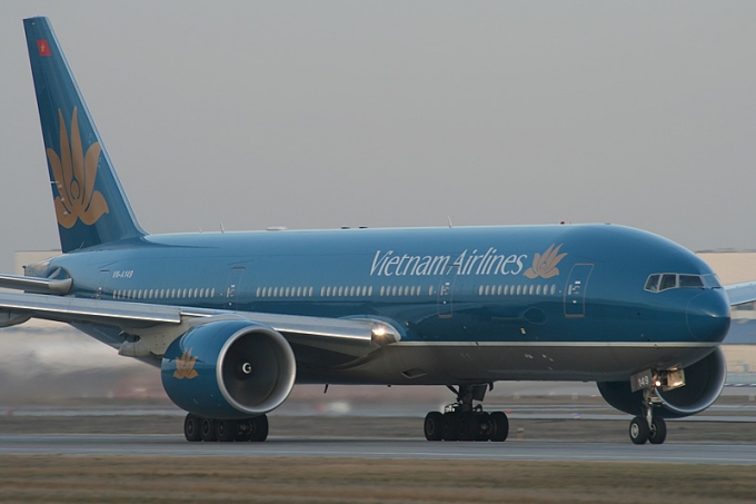 Vietnam Airlines ủng hộ Quảng Ninh 500 triệu đồng