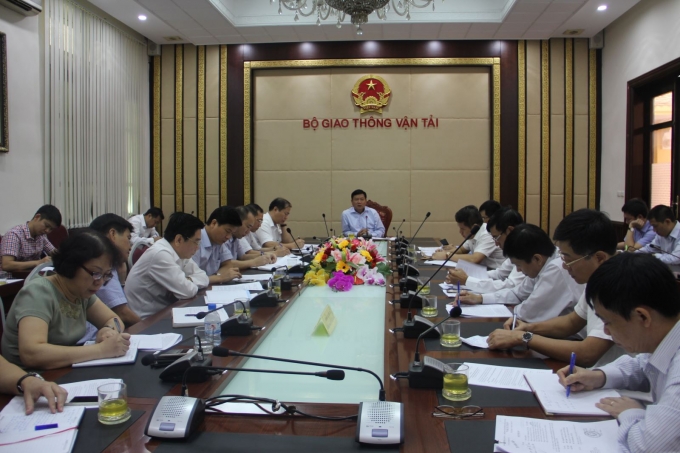 Bộ trưởng Đinh La Thăng chủ trì cuộc họp về công t