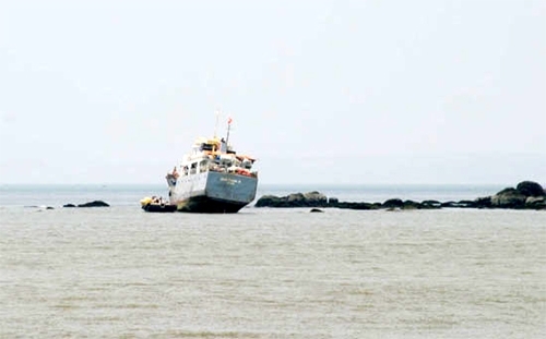 Tàu Bình Thuận 16 mắc cạn trên vùng biển Bình Thuậ