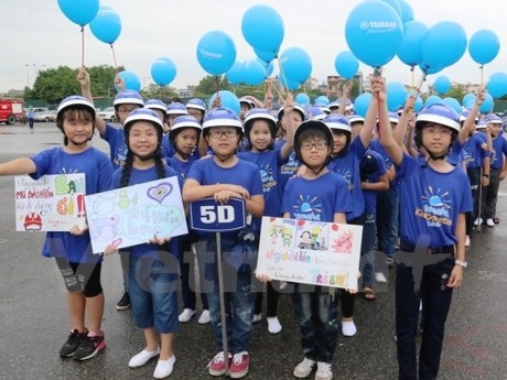 Yamaha Việt Nam trao tặng 20.000 mũ bảo hiểm cho t