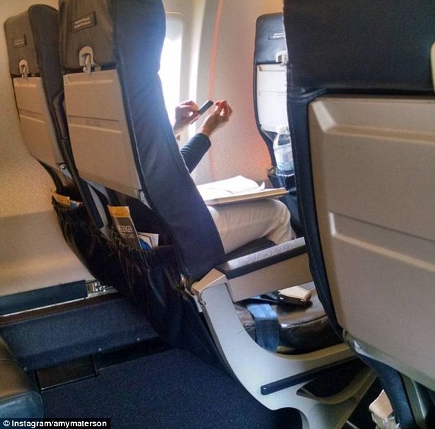 9 những hành khách bất lịch sự trên máy bay