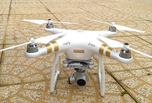 TP.HCM- Người chơi drone phải làm thủ tục 