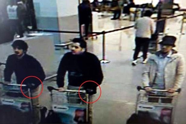 Hai nghi can trực tiếp đánh bom khủng bố ở Bỉ là a