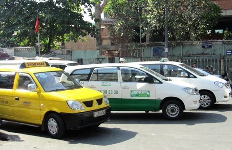 TPHCM bị liệt taxi  vào diện  xe cá nhân cần hạn c