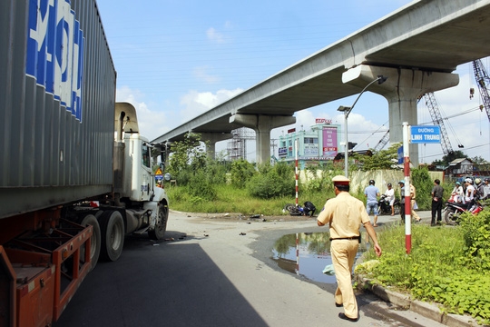 Nam thanh niên thiệt mạng sau va chạm với x