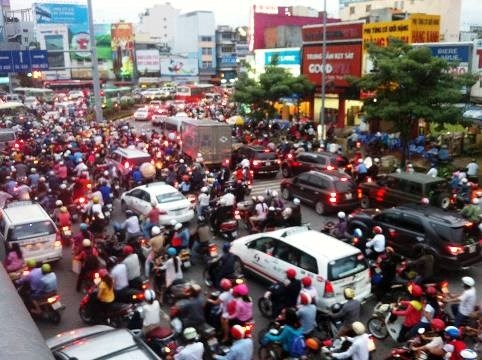 2 Thành phố Hồ Chí Minh nên cắt trợ gia