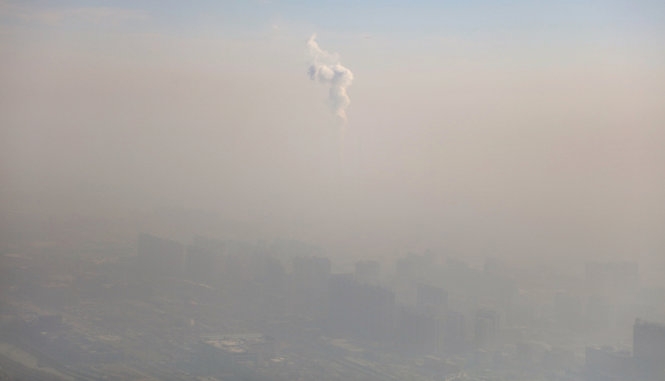 Ô nhiễm mức đỏ, Trung Quốc tạm đóng cửa 700 nhà má
