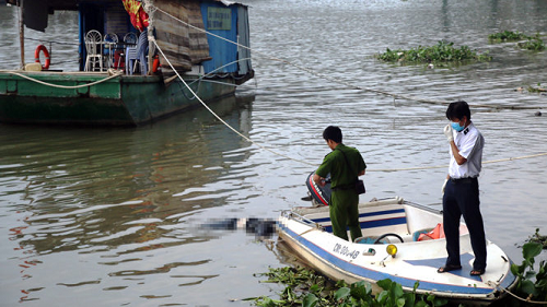 3 Những người giành giật sinh mệnh với 'hà bá' sôn