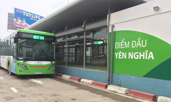 Buýt nhanh BRT thu hút 30.000 khách trong 3 ngày k