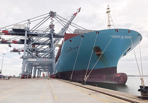 Cảng Cái Mép đón tàu container lớn nhất thế giới