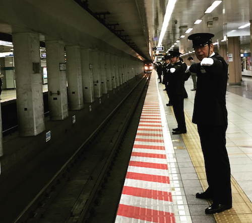 9 điều về tàu điện ngầm Tokyo khiến du khách nước 