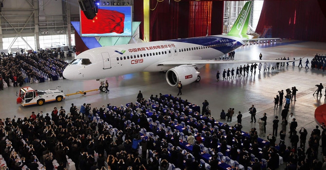 Máy bay “made in China” có thể đe dọa Airbus, Boei