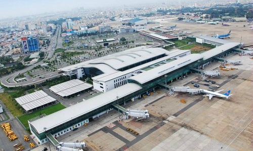 Nhiều công trình trong sân bay Tân Sơn Nhất xây kh