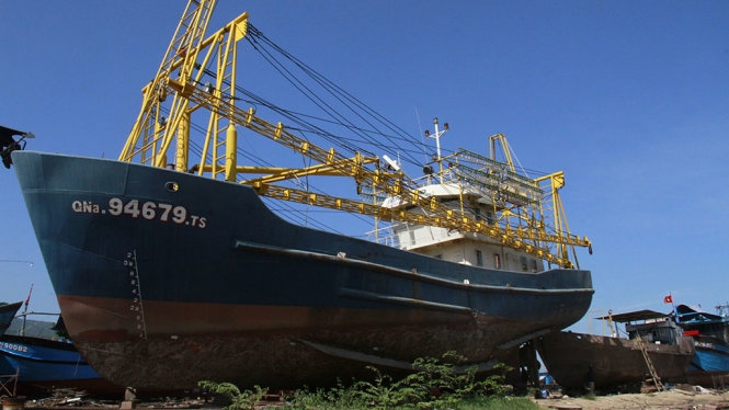 Tàu 16,5 tỉ mới chạy thử đã hỏng, ngư dân Quảng Na