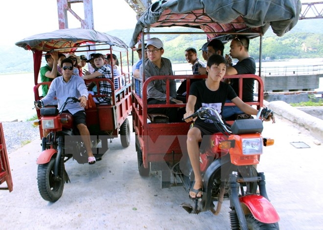 Quảng Ninh chấm dứt hoạt động xe tuk-tuk
