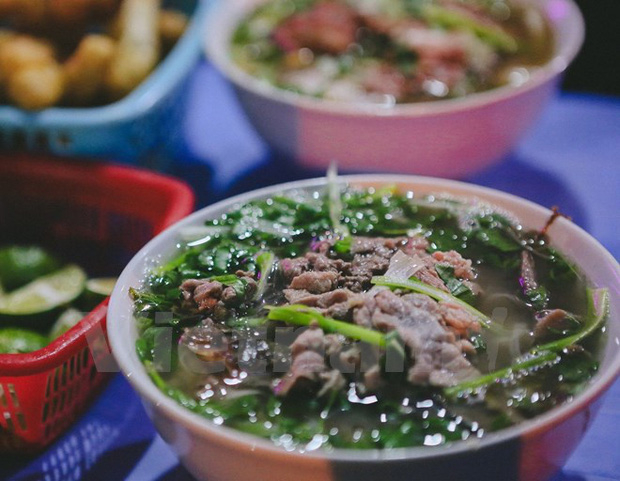 Phở và Gỏi cuốn Việt Nam lọt tốp 30 món ăn ngon nh
