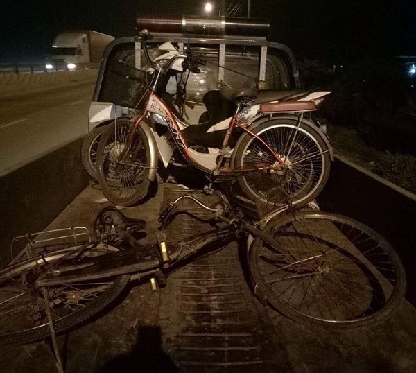 Xe Limousine tông bay xe đạp, một người tử vong