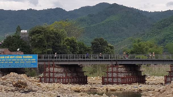 Xây cầu qua cửa khẩu Hoành Mô, Bình Liêu