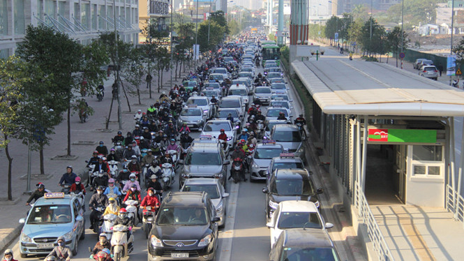 Hà Nội dừng triển khai tuyến BRT số 2 Kim Mã - Hòa