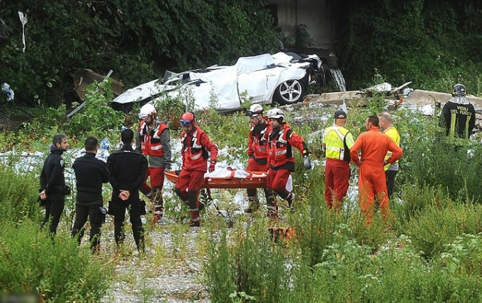11 Sập cầu cao tốc ở Ý khiến gần 40 người thiệt mạ