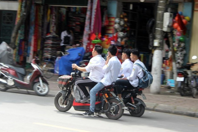Hà Nội đề xuất quản lý xe đạp điện như xe máy