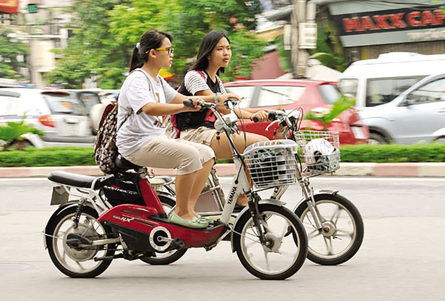 Hà Nội nêu lý do muốn quản xe đạp điện như xe máy