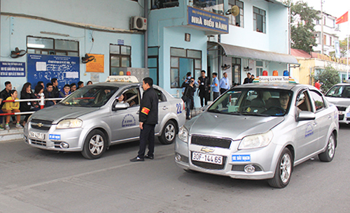 Trung tâm dạy lái xe ở Hà Nội từ chối học viên uốn