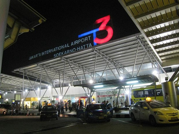 1024pxsoekarnohatta_international_airport_terminal