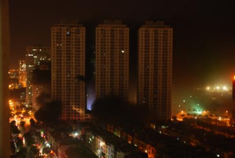 Ha Noi: Dang chay lon tai khu do thi Xa La-Ha Dong