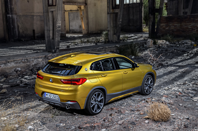 P90278971_highRes_the-brand-new-bmw-x2