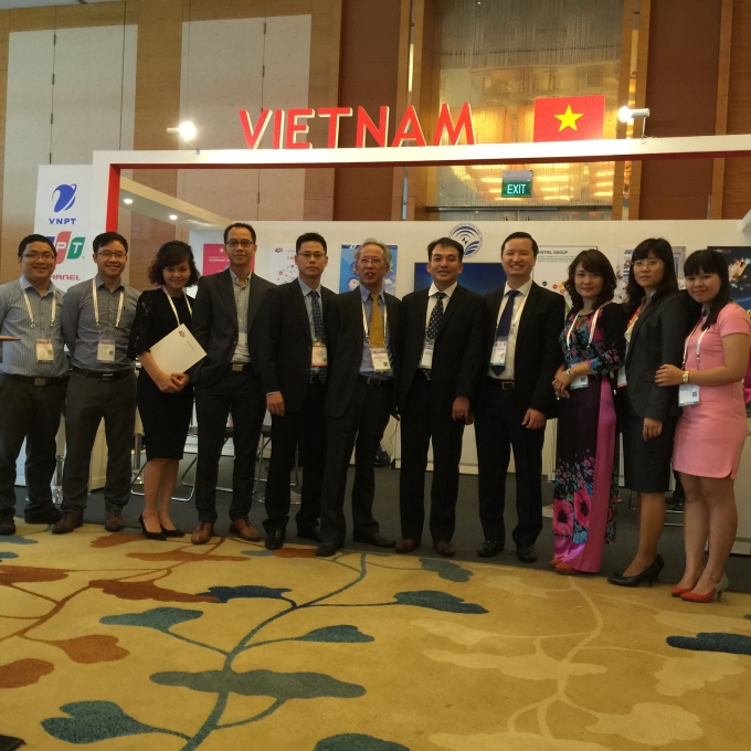 Đoàn doanh nghiệp CNTT Việt Nam tham gia triển lãm