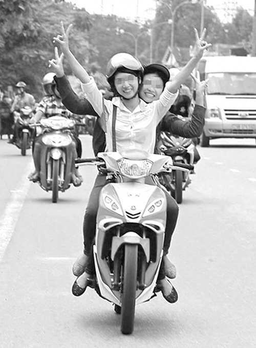 vovgiaothong_30_6_16_30_buong_2_tay