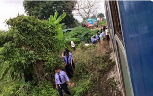vovgiaothong_Hà Nội: Nam sinh viên bị tàu cán tử vong tại chỗ