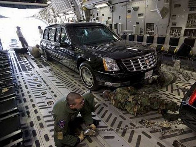 9Siêu xe sẽ chở Obama ở Việt Nam được trang bị thế