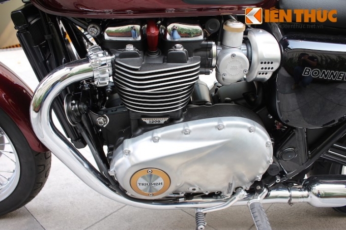 13triumph-bonneville-t120-gia-550-trieu-dau-tien-t