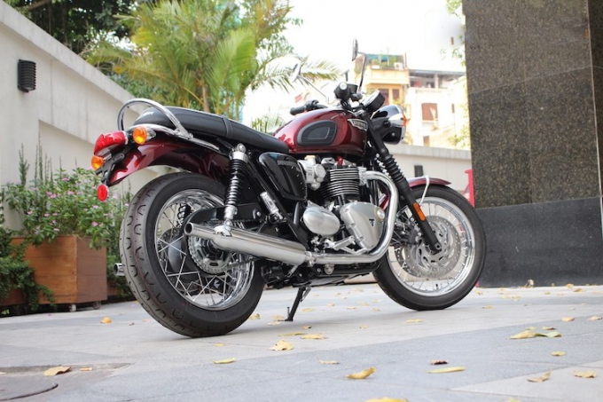 15triumph-bonneville-t120-gia-550-trieu-dau-tien-t