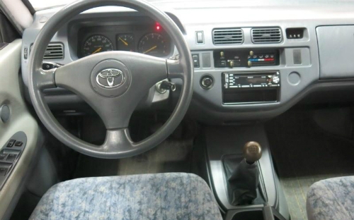 28843  Thông số kỹ thuật và tiện nghi xe Toyota Zace Surf 2005