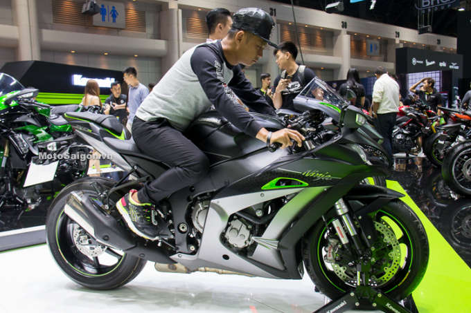 Kawasaki W175 sắp có mặt tại Việt Nam giá từ 66 triệu đồng vào tháng 22018   2banhvn