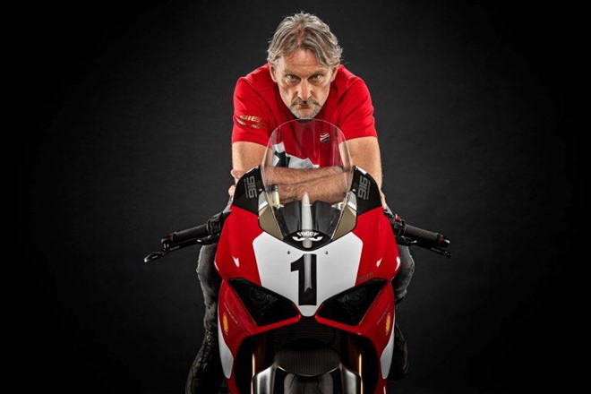CarlFogartywiththeDucatiPanigaleV425thAnniversario